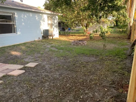 Beautiful home in Oldsmar Отели в г. Олдсмар