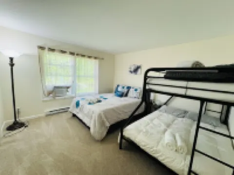 Beautiful Chalet in the Hideout, Pet Friendly, Game Room