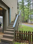 On the Hooch in HELEN Hot Tub Fireplace Dog Friendly Walk to all the fun!