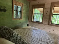 Creek Cottage, in the Ozarks! 約翰遜縣酒店
