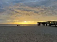 Olde Towne Beach Life - The Best of Both Worlds