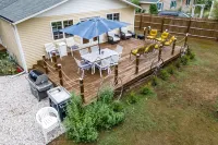 Lake front home with access to two lakes, large yard and RV hookup available!
