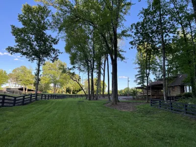 Escape to Our Serene Farm Cabin, Surrounded by Beautiful Rolling Pastures!<br> Hotels near Walmart Pharmacy