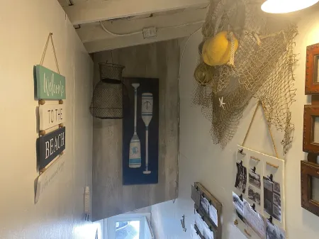 North Shore Loft, close to everything! Отели в г. Клир Лейк