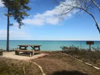 Peaceful Cottage on Lake Michigan