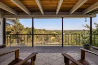 Loft View 53 :: Central Style