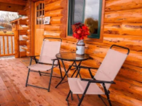 The Bighole Cabin at J&J Cabins Hotels in Lemhi County