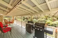 Hau'oli Place - Happy little tiki cottage in Volcano