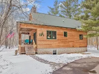 Private Modern Cabin with Hot Tub on 11 Acres - the Perfect up North Getaway Hotels in Scott