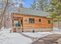 Private Modern Cabin with Hot Tub on 11 Acres - the Perfect up North Getaway