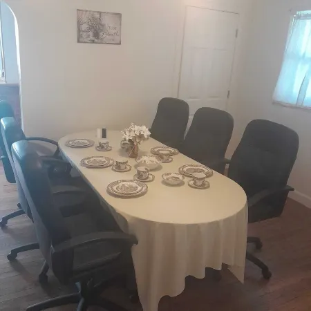 3-bedroom lower level of a 100 yr old farmhouse in peaceful Davison with WiFi