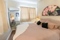Unique 1-bedroom casita in Mesilla Park with hot tub Hotels near Sun View Imaging Services