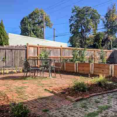 Cozy home close to historic Washburne District, Hospital, Autzen Stadium! Hotel Exterior