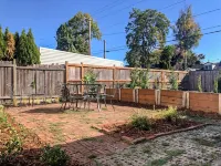 Cozy home close to historic Washburne District, Hospital, Autzen Stadium!