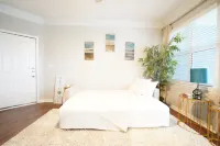 Sophisticated Comfort/ Hotel Inspired 2Bd 1ba