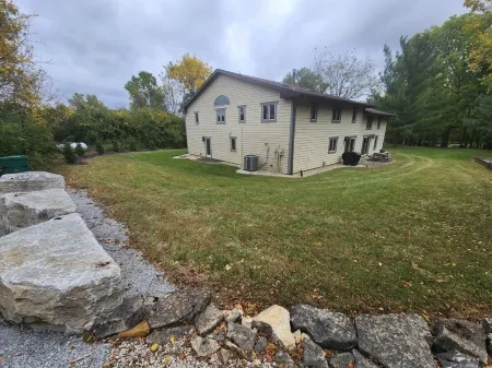 Cozy lodge with indoor pool, hot tub, loft and more! Great for a close getaway!