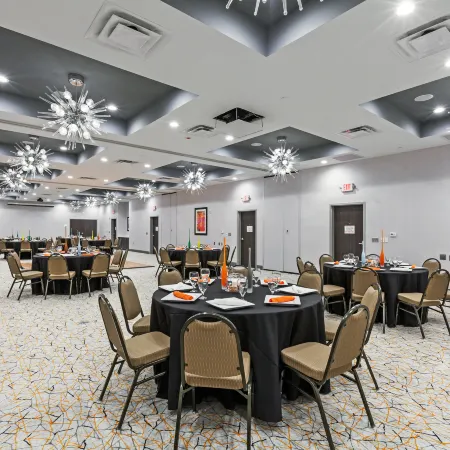 Holiday Inn HOUSTON NE - BUSH AIRPORT AREA by IHG
