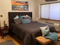 Spacious Open Concept Home on the Beautiful Rock River Hotels in Loves Park