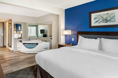Comfort Inn & Suites Grand Blanc-Flint فنادق في Mundy Township