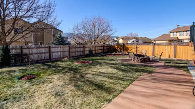 Spacious Modern Gorgeous Mountain Views Fort Carson Fire Pit!