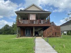 River Front Property on the Amite River