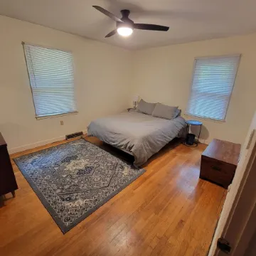 Relaxed, pet-friendly home walkable to Clemson campus, stadiums or downtown.