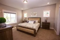 Huge Lakefront House - sleeps 22! Private Dock! Boating, Water Skiing, Rafting! Hotels near Milner Historic Recreation Area
