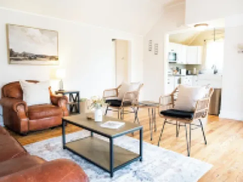 Charming Getaway in Comfort, TX - Relax, Recharge, Explore - Texas Wine Country Hotels in Comfort