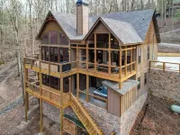 Riverfront Cabin! Hot Tub, Bar, & Fireplace; Family Friendly; Fire Pit Hotels in Ellijay