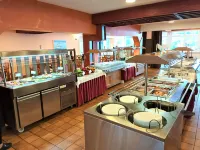 Centinera Resort - พร้อมอาหารเช้า