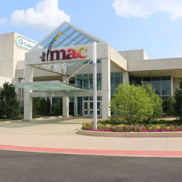 Crowne Plaza LOMBARD DOWNERS GROVE by IHG