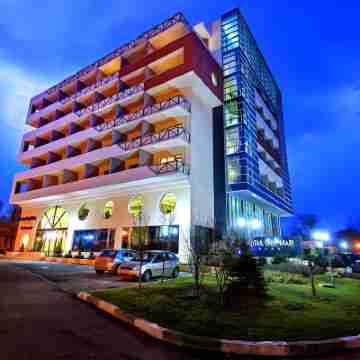 Hotel Del Mar & Conference Center Hotel Exterior