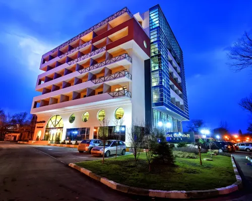 Hotel Del Mar & Conference Center Hotels near Dolphinarium