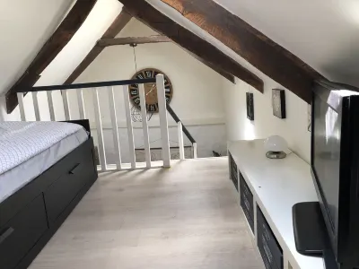 Charming little house 800m from the seaside