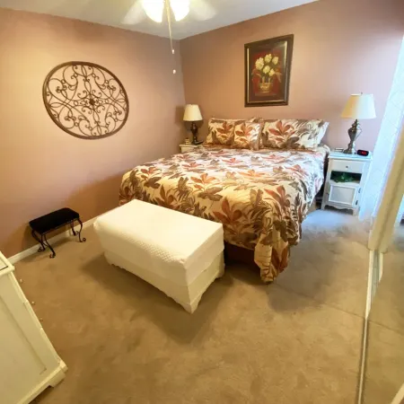 Ground Floor - Delightful and Totally Divine - Free Netflix, WI-FI, Chromcast