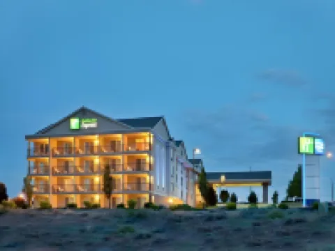 Holiday Inn Express & Suites RICHLAND by IHG Hotels in Richland