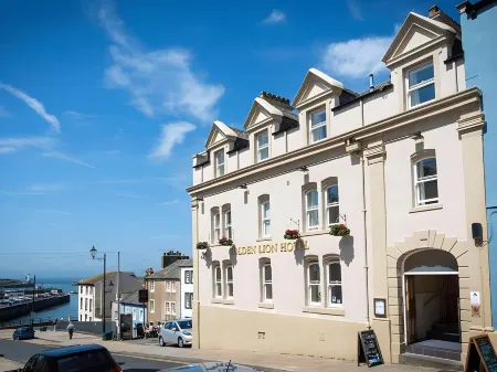 The Golden Lion Hotel Отели в г. Саутернесс