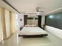 Lake Residency Hotels in Baichanalli
