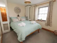Old Higher Lighthouse Branscombe Lodge Hotels near Chiswell Walled Garden