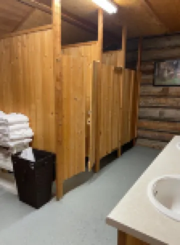 Ponderosa Cabin Columbia Mountain Ranch