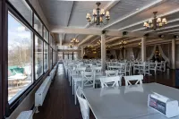 TsarGrad Hotel Отели в г. 