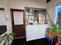 OYO Palm Leaf Motel Hotels in Ashland