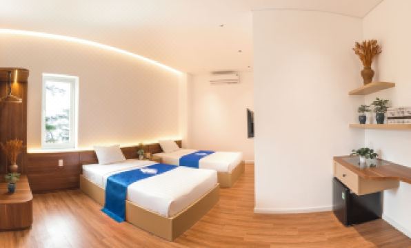 2. 르 후인 무이 ..