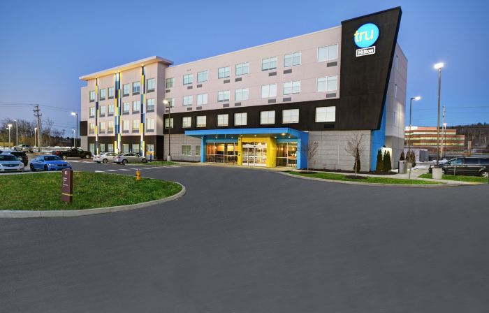 Tru by Hilton Portland Airport Area