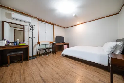 Hongcheon CK Hotels near Hongcheon Life and Health Science Hall