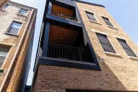 Cozy Downtown Loft: 2BR condo w/ AC, WiFi, Balcony & Free 2-car parking.