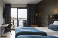 Marholmen Hotels near Singö