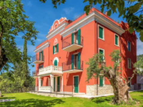 スポーツ ホテル オリンポ ガルダのホテル