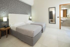 Astra Hotel