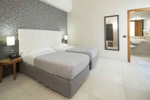 Astra Hotel